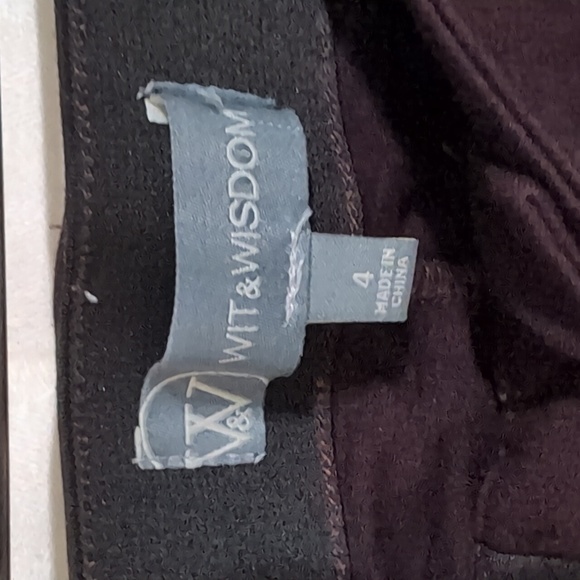 Wit & Wisdom Burgundy Stretch Skinny Jean Zipper Pockets Low Rise Size 4 - Picture 3 of 6